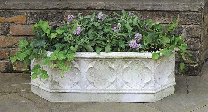 9719: Gothic Planter (Product Detail)