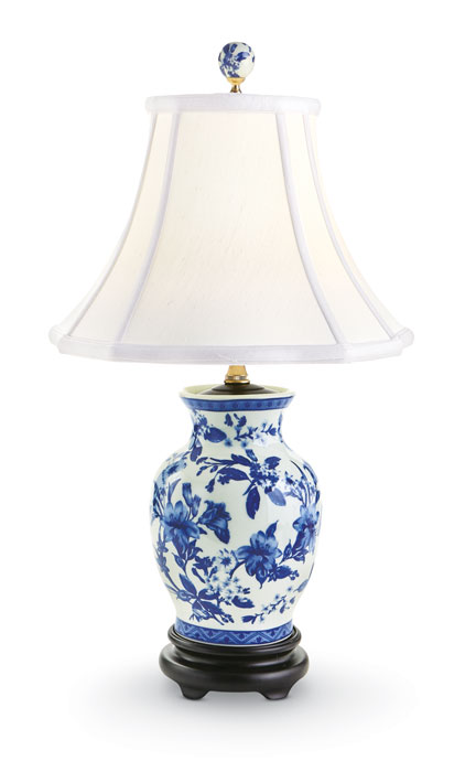 9246: Blue and White Floral Lamp (Product Detail)