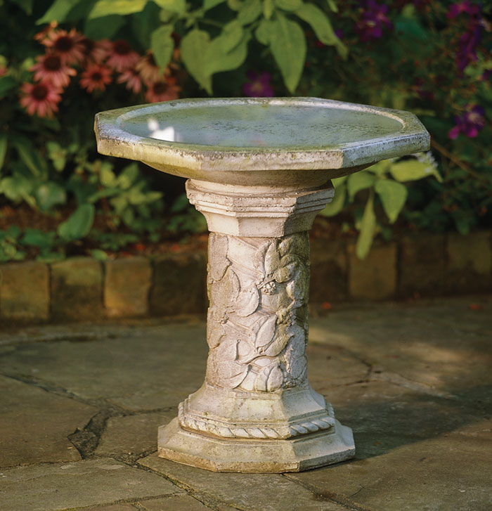 2462: Charleston Birdbath (Product Detail)