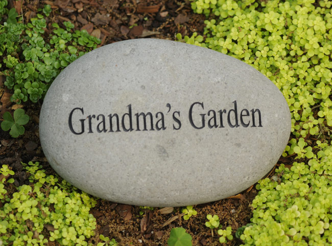 3966: Garden Stone - Grandma