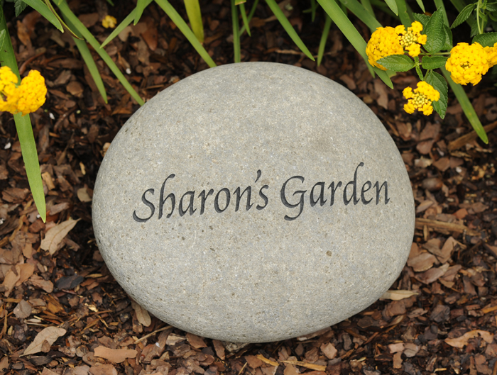 4006: Garden Stone - Personalized (Product Detail)