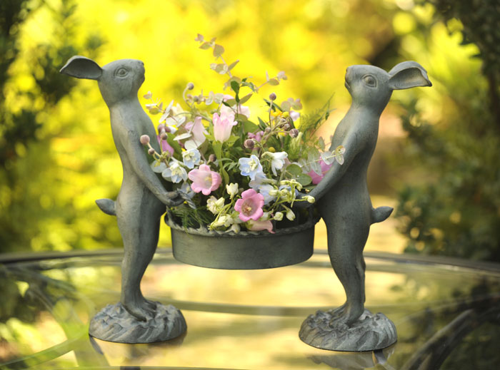 4267: Bunny Gardeners with Basket (Product Detail)