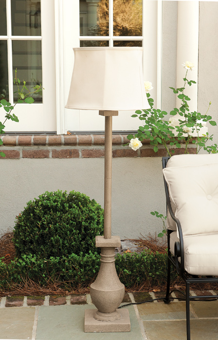 5694: Urn Outdoor Floor Lamp (Product Detail)