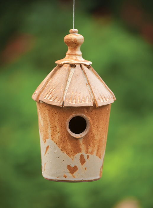 5349: Ceramic Hanging Cottage Birdhouse (Product Detail)