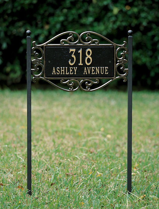 6328: Fretwork  Lawn Address Sign (Product Detail)