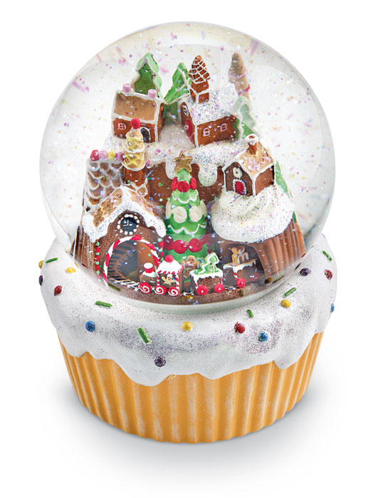 7986: Gingerbread Musical Snow Globe (Product Detail)